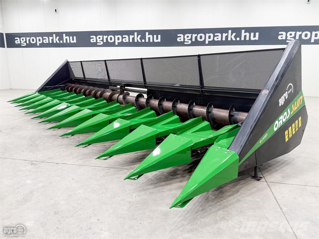 Oros Sun 12R 12 soros napraforgó vágóasztal, John Deere رؤوس الحصادات الدراسات