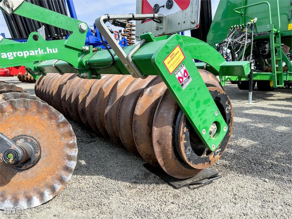 Simba X-Press 3.0 3 m függesztett rövidtárcsa, 2 tárcsas زحافات ساحقة