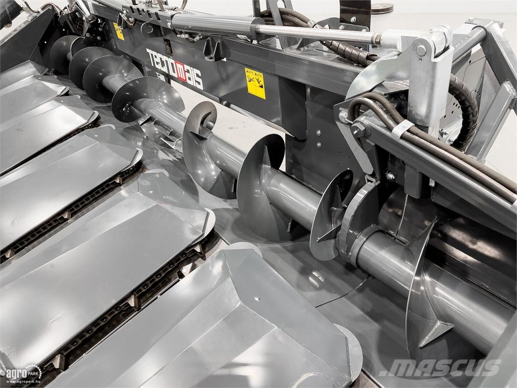 Tecnomais TMRP2 6R-F kukorica adapter, 6 soros, csukható, Cl 聯合收割機頭