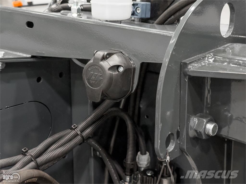 Tecnomais TMRP2 6R-F kukorica adapter, 6 soros, csukható, Cl 聯合收割機頭