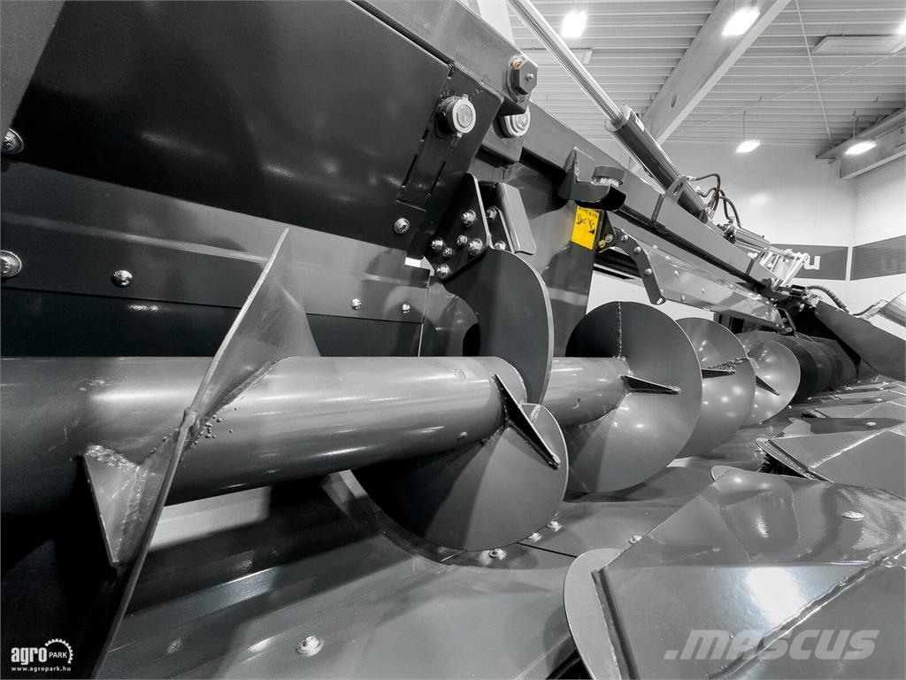 Tecnomais TMRP4 6R-F 6 soros, csukható vázas kukorica adapte 聯合收割機頭