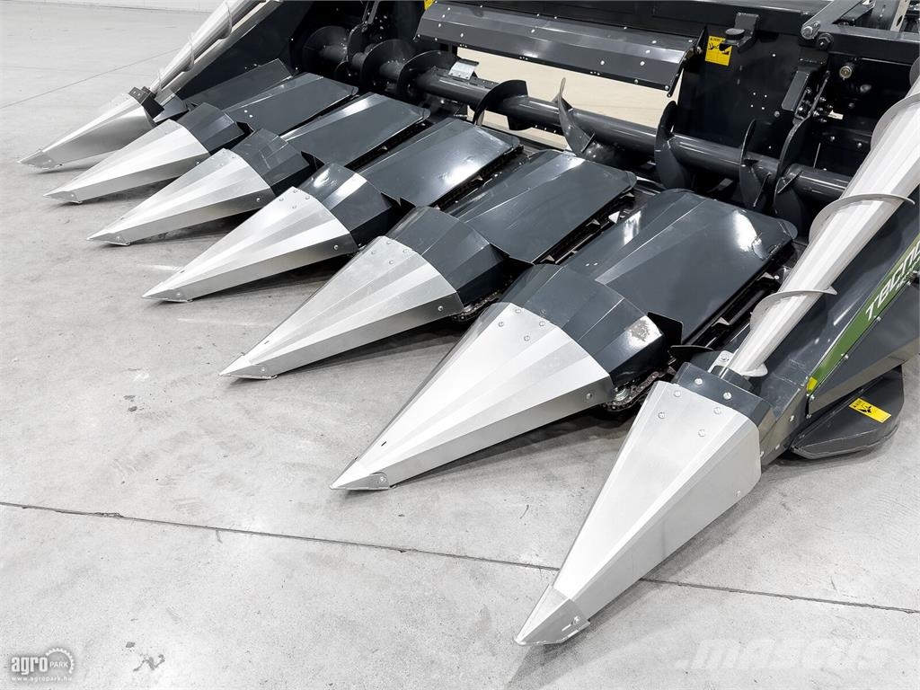 Tecnomais TMRP4 6R-F 6 soros, csukható vázas kukorica adapte 聯合收割機頭