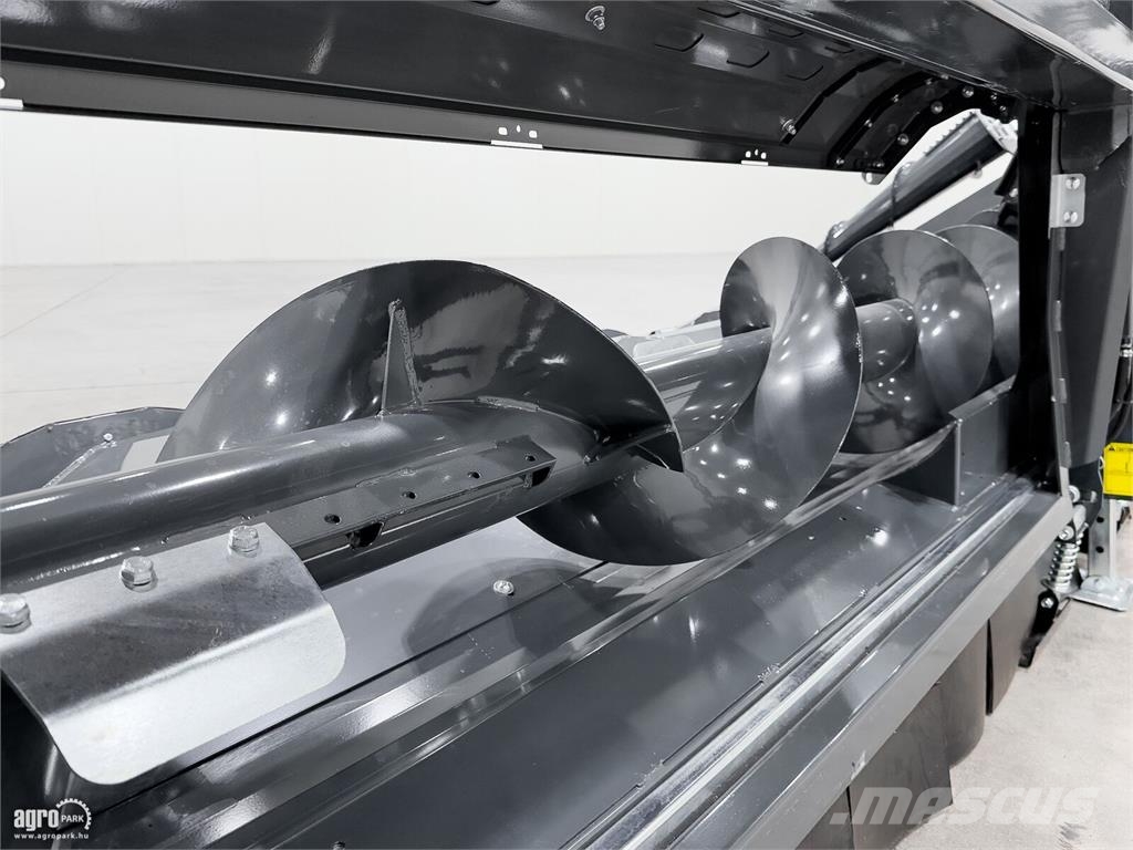 Tecnomais TMRP4 8R-F 8 soros, csukható vázas kukorica adapte 聯合收割機頭