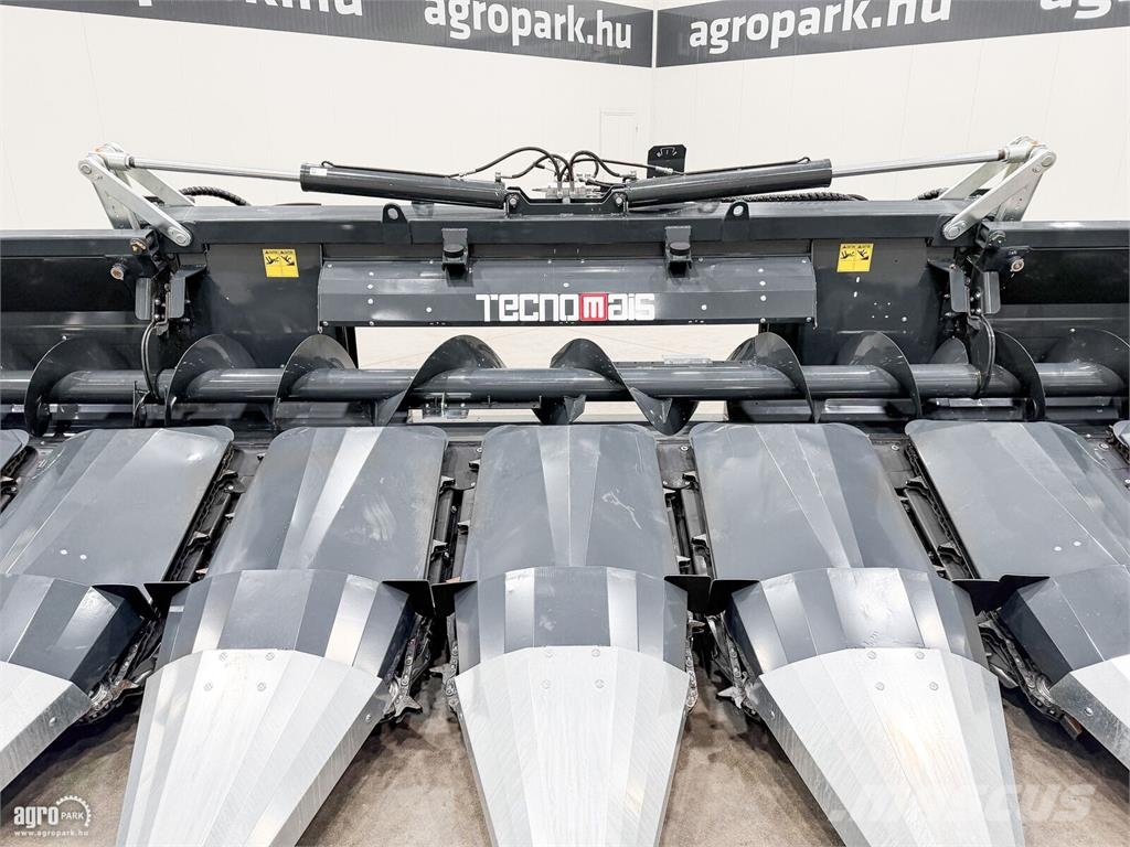 Tecnomais TMRP4 8R-F 8 soros, csukható vázas kukorica adapte 聯合收割機頭