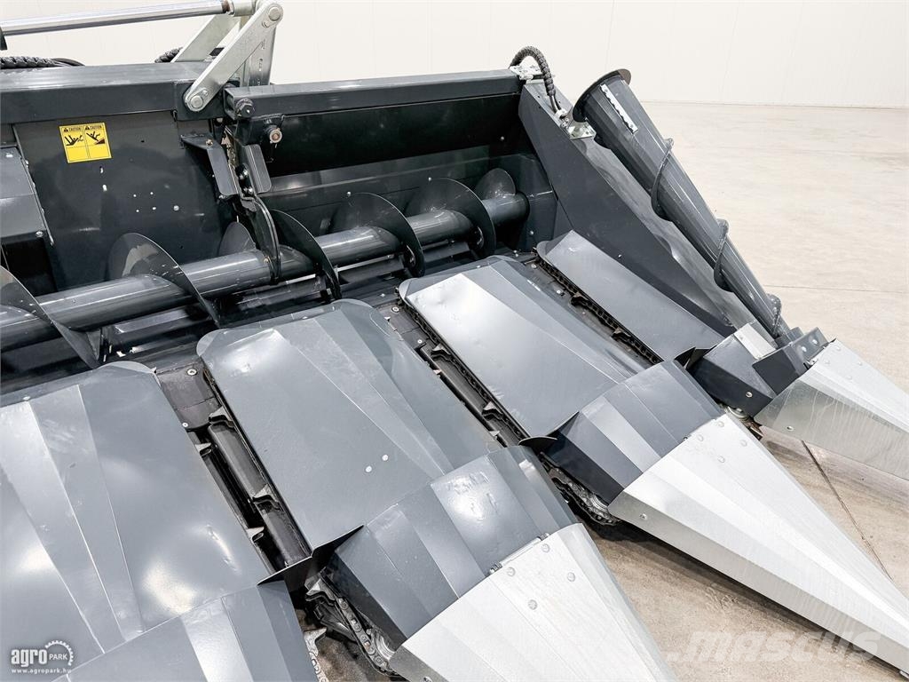 Tecnomais TMRP4 8R-F 8 soros, csukható vázas kukorica adapte 聯合收割機頭