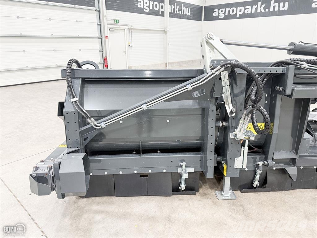 Tecnomais TMRP4 8R-F 8 soros, csukható vázas kukorica adapte 聯合收割機頭