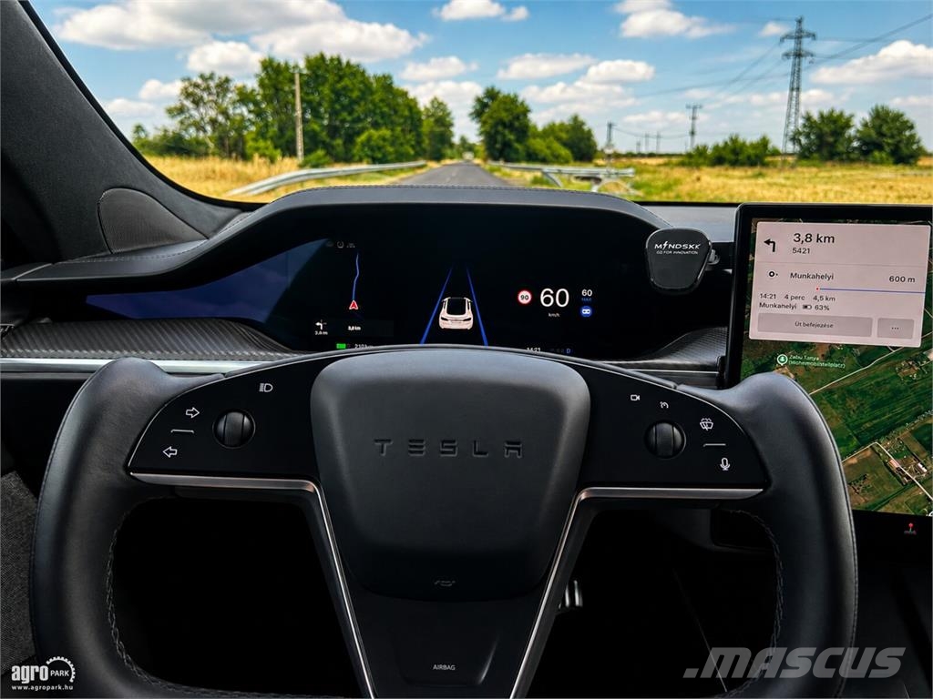 Tesla Model S Plaid sérülésmentes, gyári garanciás, 1020 Автомобілі