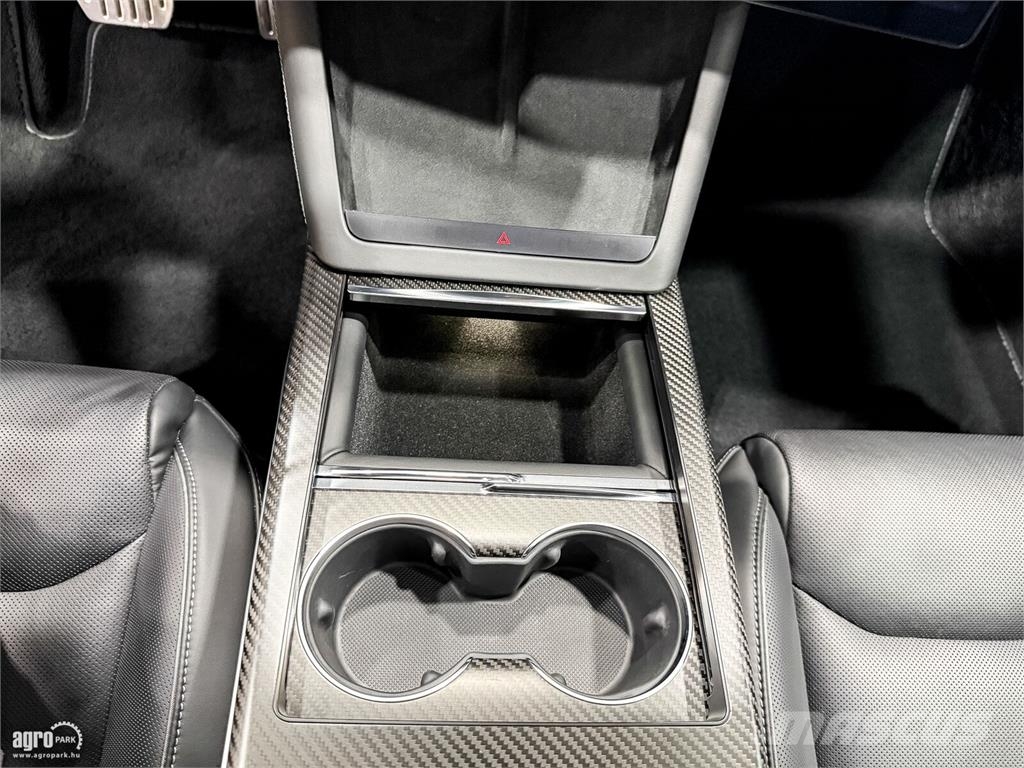 Tesla Model S Plaid sérülésmentes, gyári garanciás, 1020 Автомобілі