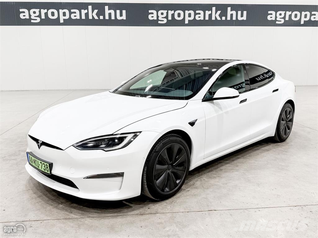 Tesla Model S Plaid sérülésmentes, gyári garanciás, 1020 Автомобілі