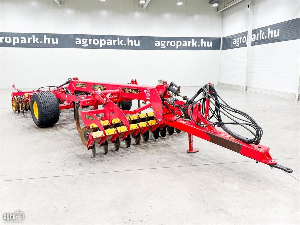 Väderstad TopDown TD 300 3 méteres nehéz kombinált kultiváto Kultivatori