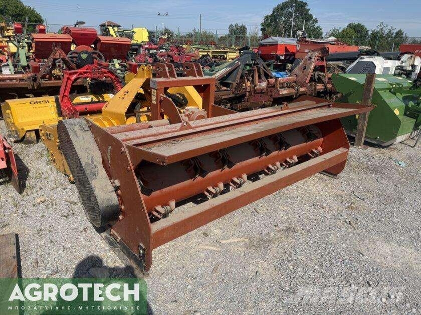  Agricom 260 Tractores