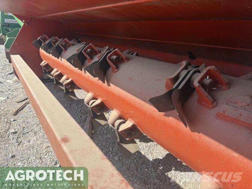 Agricom 260 Tractores