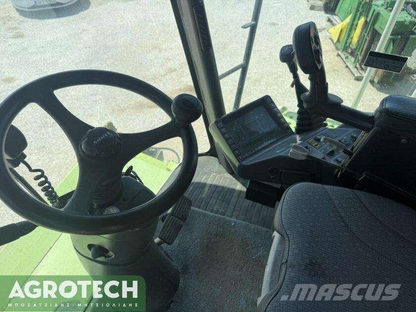 CLAAS LEXION 460 الجرارات