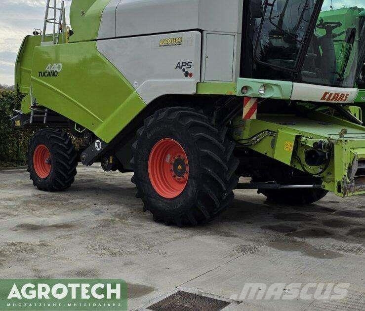 CLAAS Tucano 440 曳引機