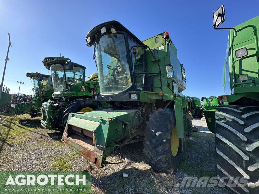 John Deere 1177 Traktori
