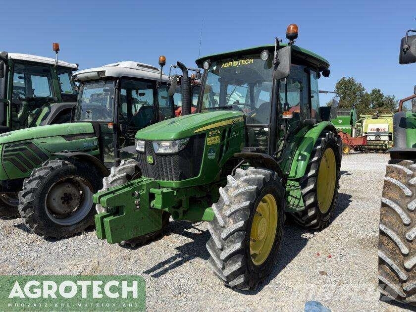 John Deere 5075E الجرارات