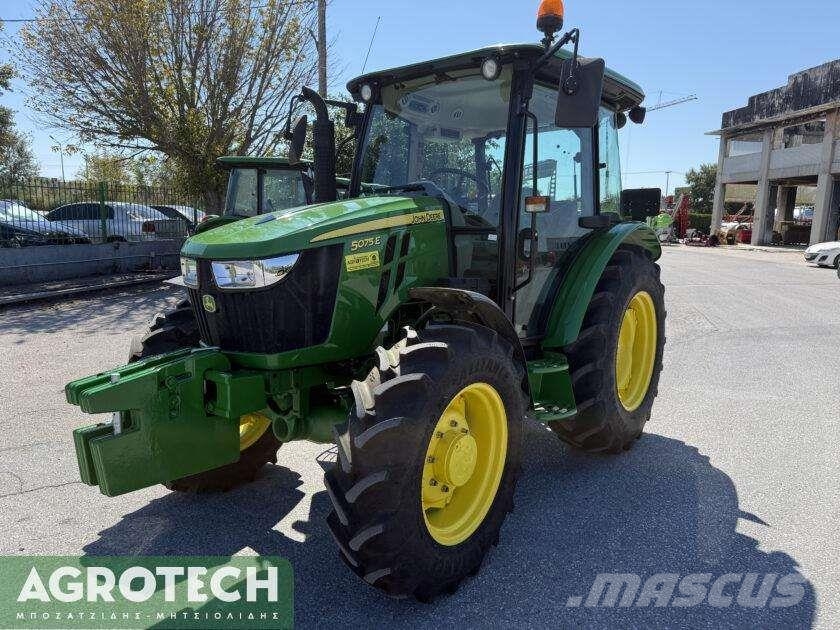 John Deere 5075E Tracteur