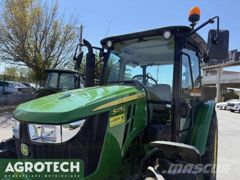 John Deere 5075E Tracteur