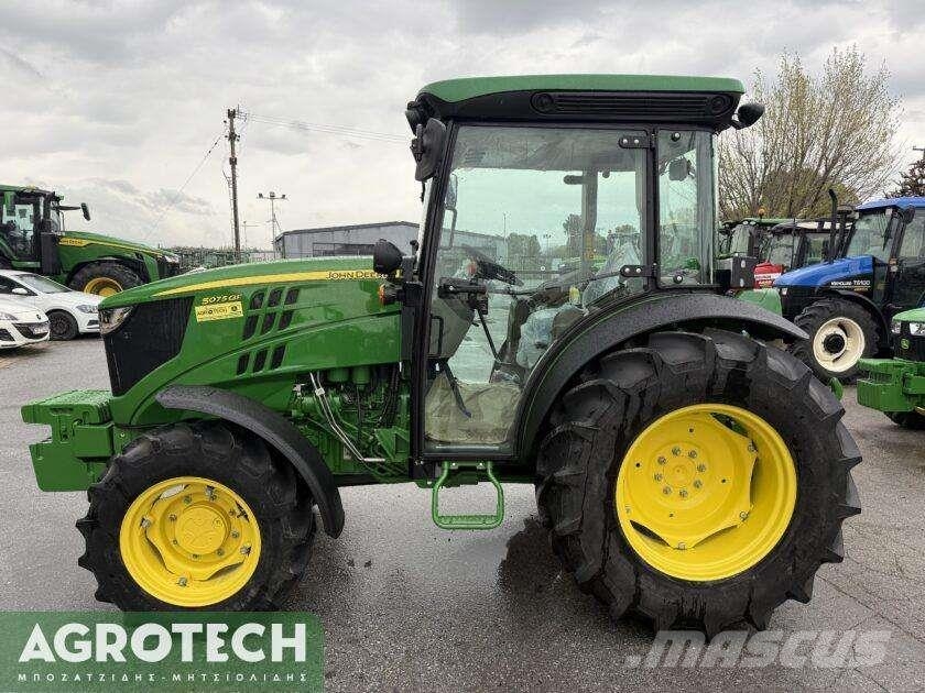 John Deere 5075GF Trattori