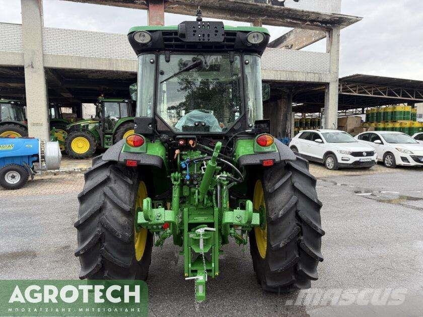 John Deere 5075GF Trattori