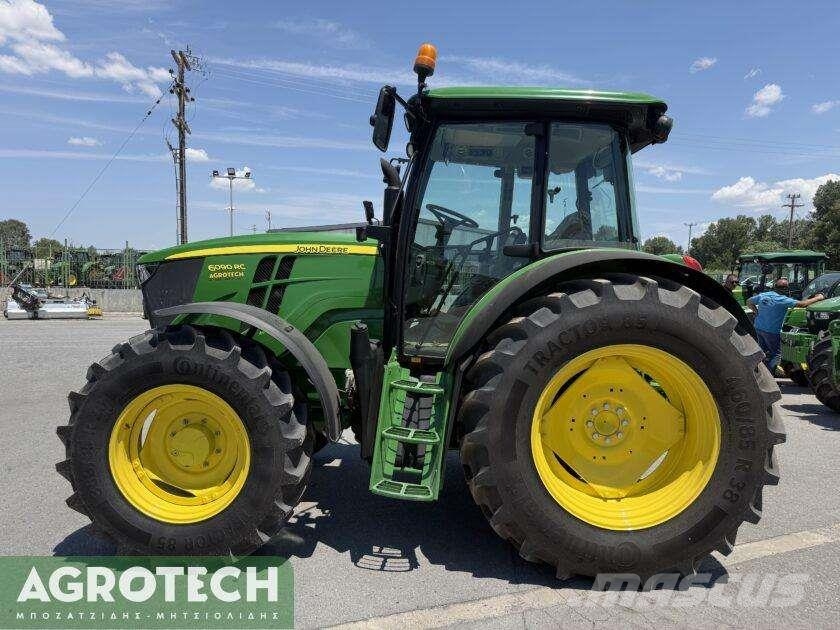 John Deere 6090RC Traktori