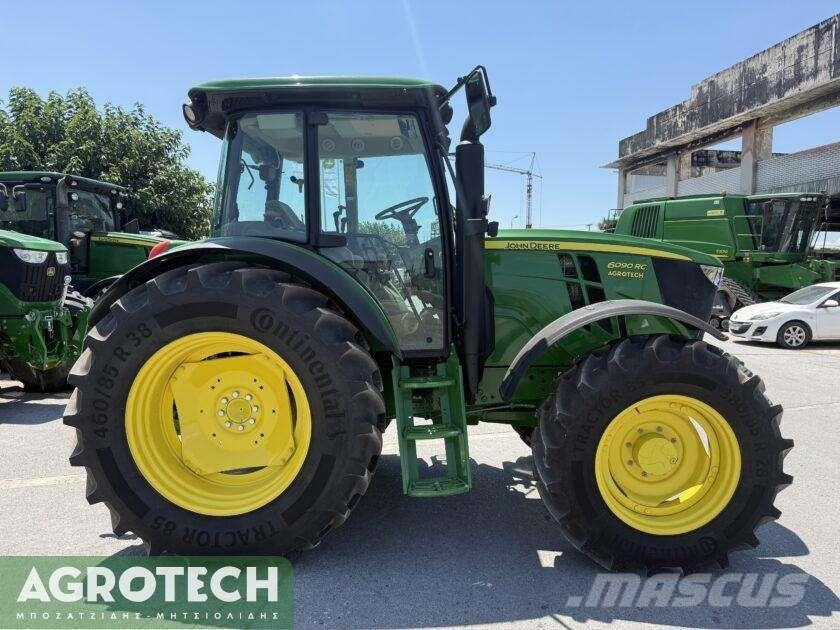 John Deere 6090RC Traktori