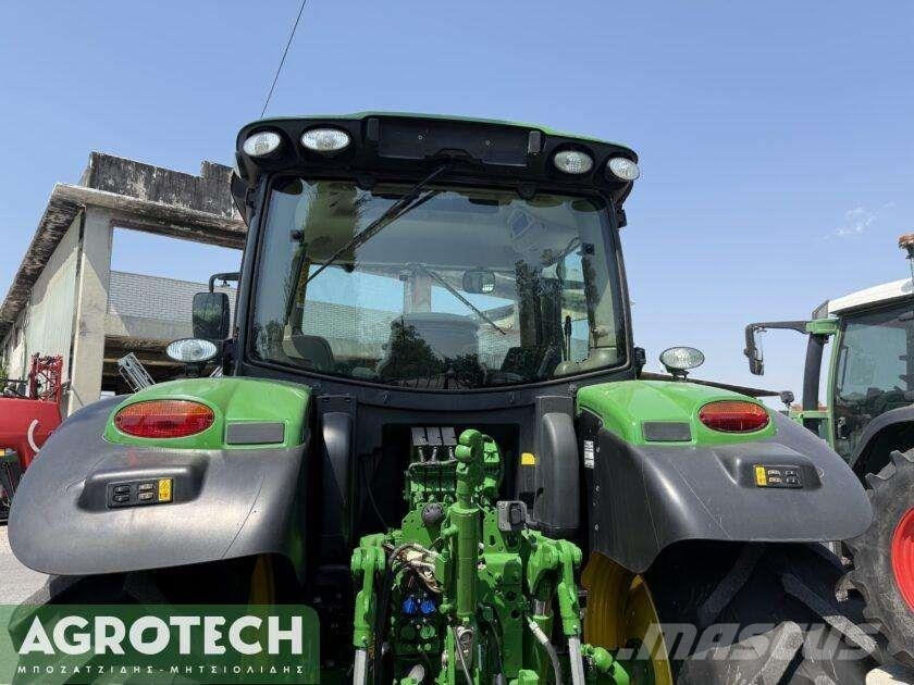 John Deere 6120R + 643R الجرارات
