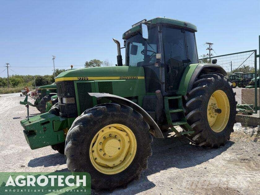 John Deere 7710 Trattori