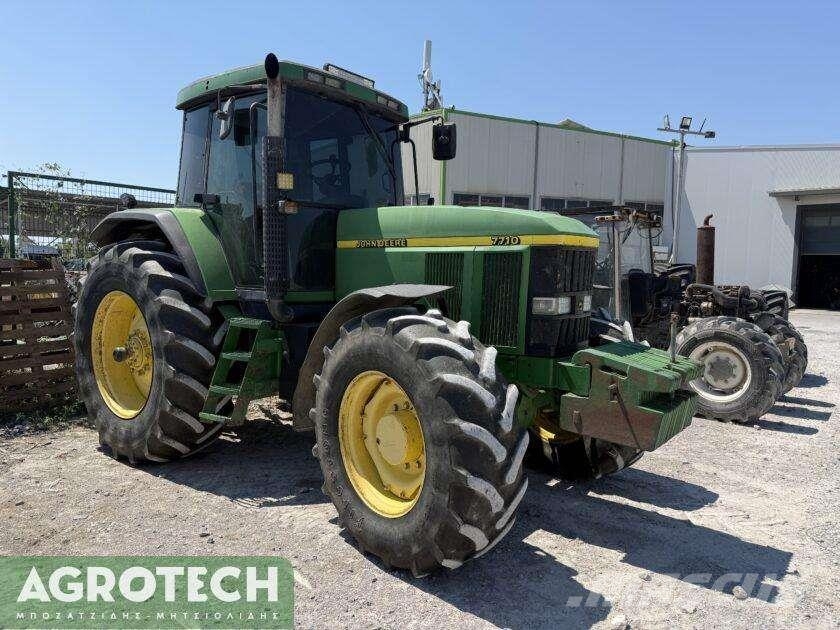 John Deere 7710 Trattori