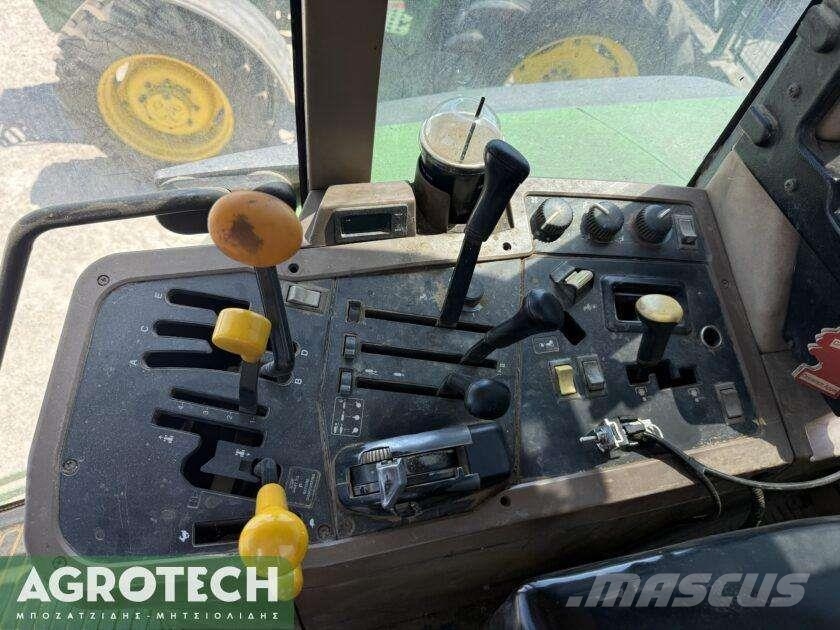 John Deere 7710 Trattori