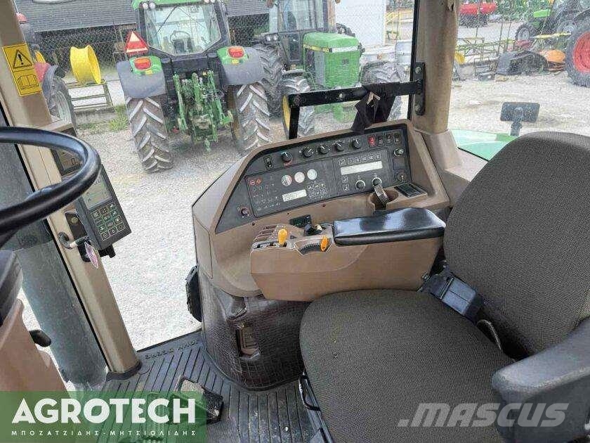 John Deere 8300 Traktori