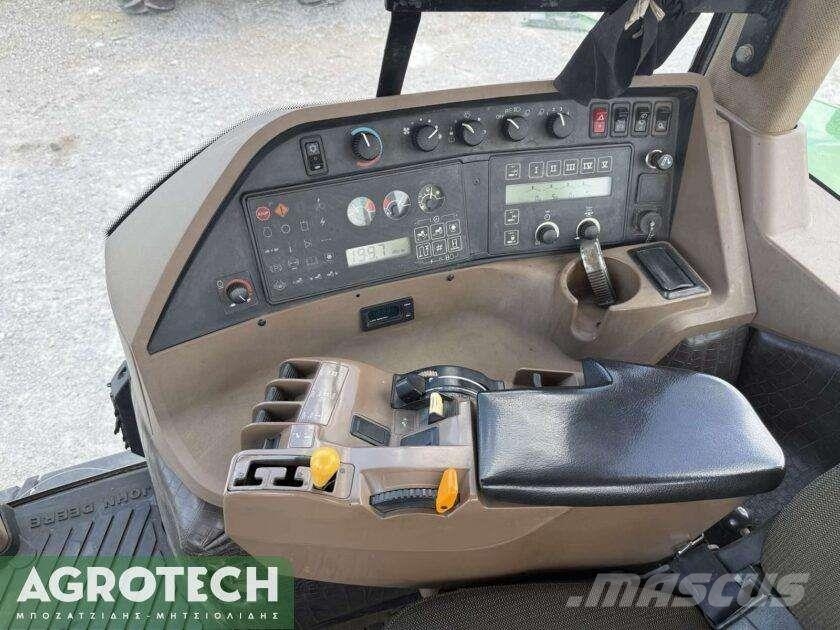 John Deere 8300 Traktori