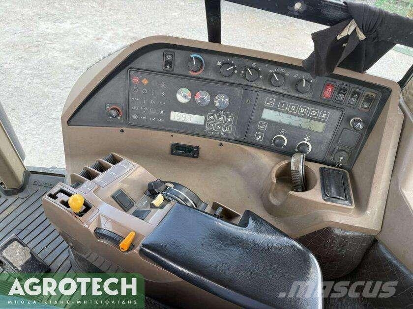 John Deere 8300 Traktori