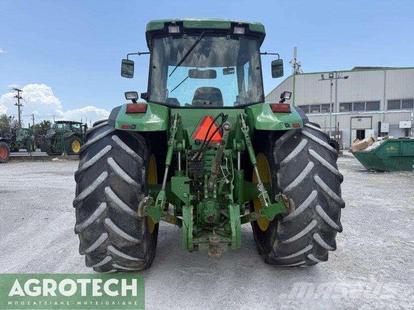 John Deere 8300 Traktori