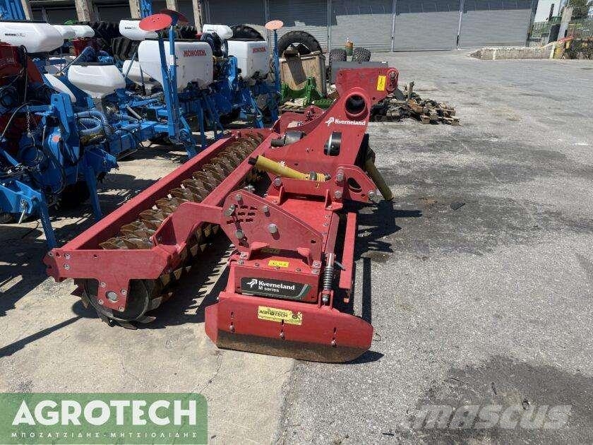 Kverneland M 3.0m Tractors