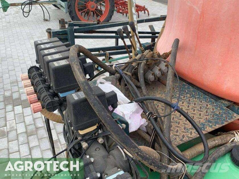 Kverneland SA 2500 Tractores