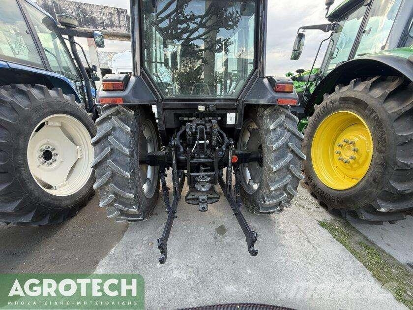 Massey Ferguson 4445 Traktoren
