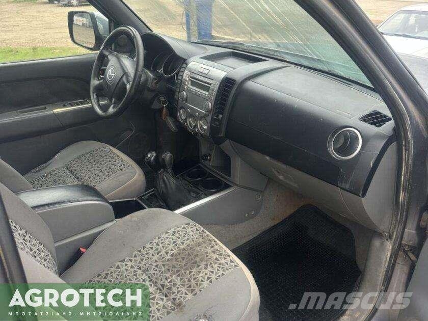 Mazda BT-50 Caja abierta/laterales abatibles