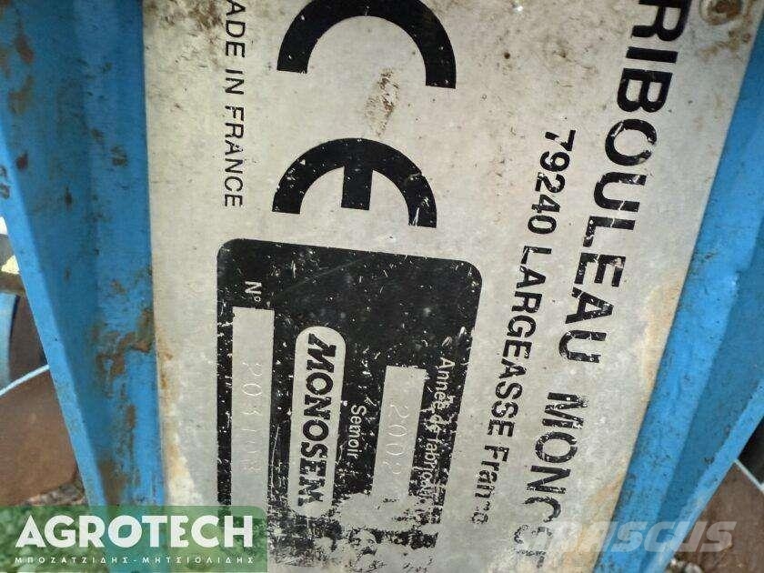 Monosem NG Plus 2 Tractors