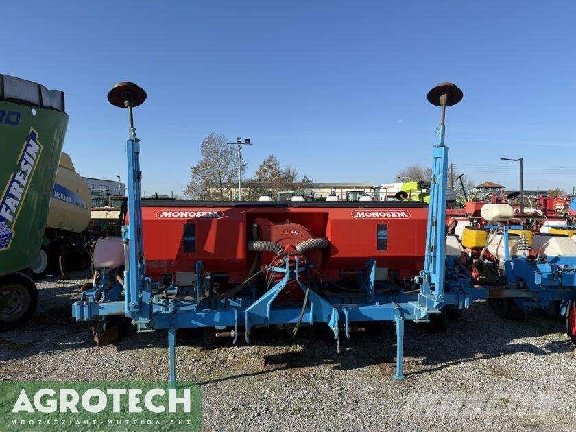 Monosem NG Plus 4-R Tractors