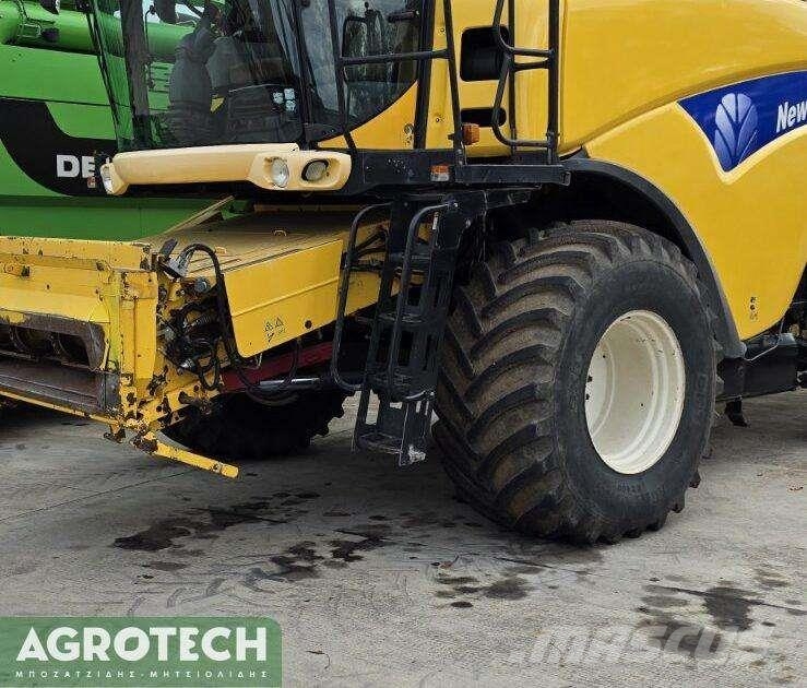 New Holland CX 840 曳引機