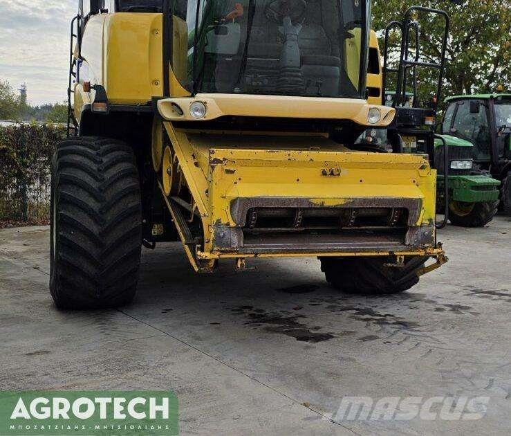 New Holland CX 840 曳引機