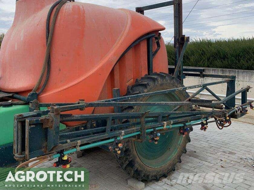  SA 2500 Трактори