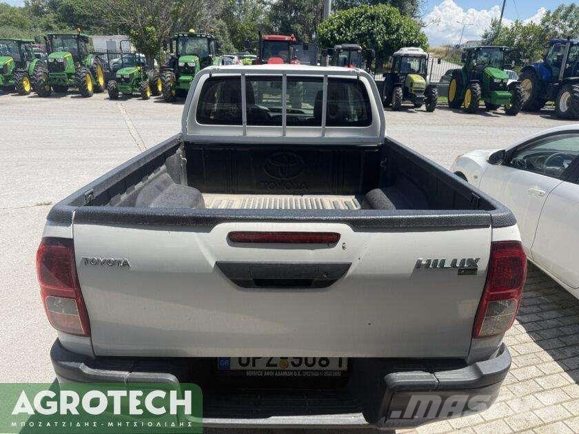 Toyota Hilux Furgonetas caja abierta