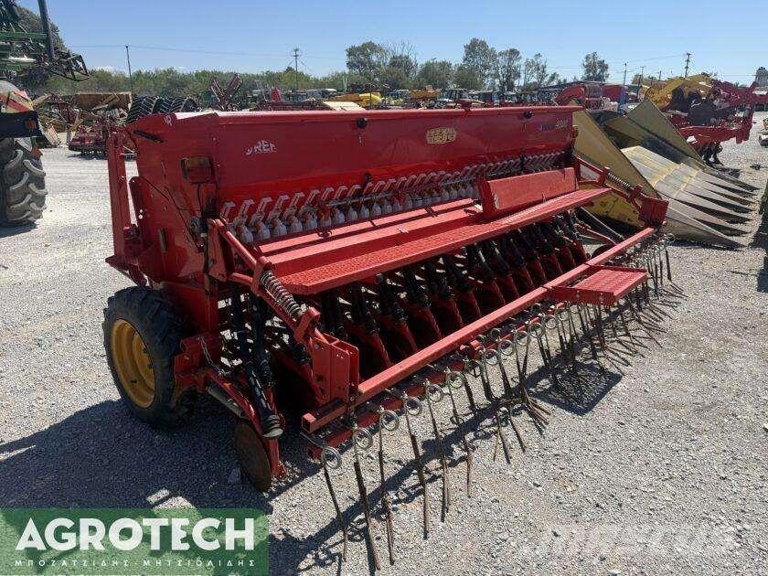 YASAR 4000 Tractoren