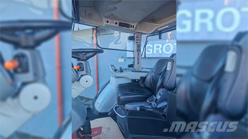 Valtra S374 الجرارات