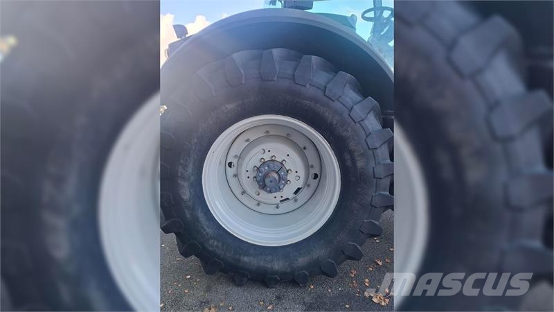 Valtra S374 الجرارات