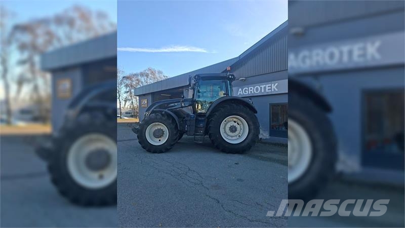 Valtra S374 الجرارات