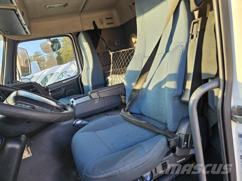 Volvo FMX وحدات الجر