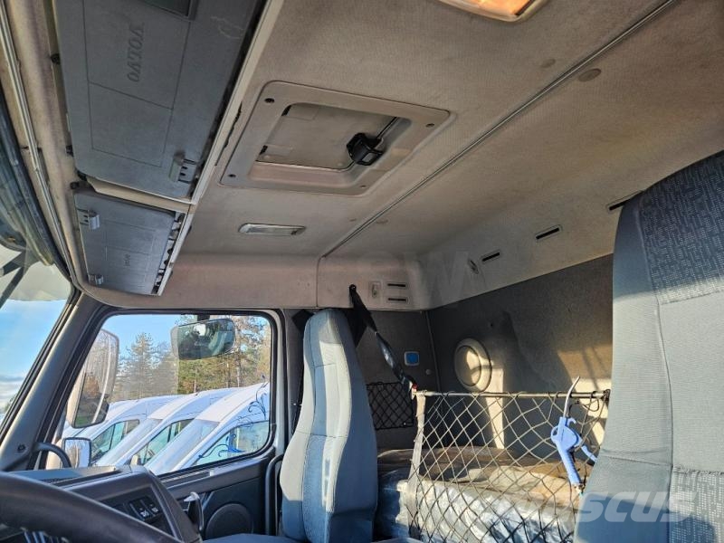 Volvo FMX وحدات الجر